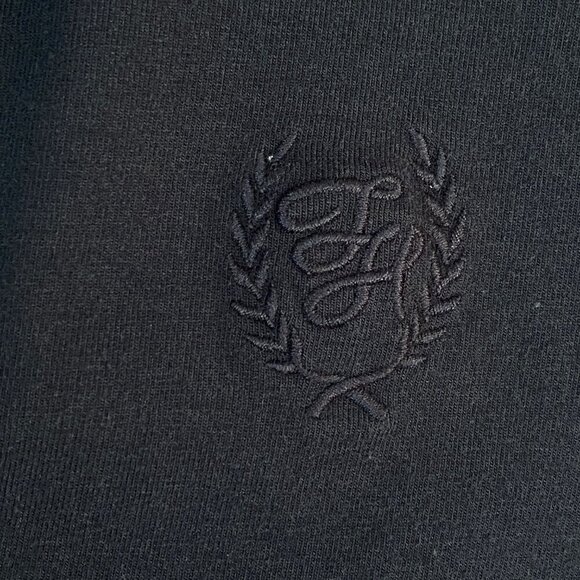 Tommy Hilfiger Sweater Half Sleeve V Neck Sz XL Navy with Stripes - Picture 4 of 9